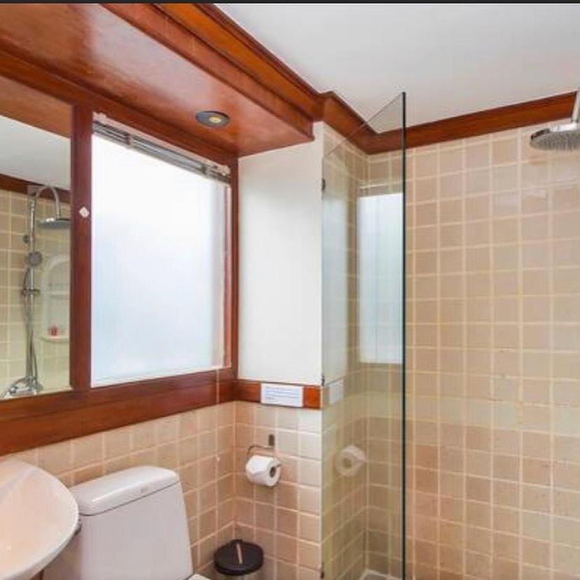 Goodwill Beach House Patong Екстер'єр фото